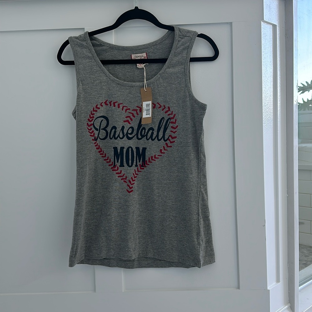 New with tags “Baseball Mom” tank